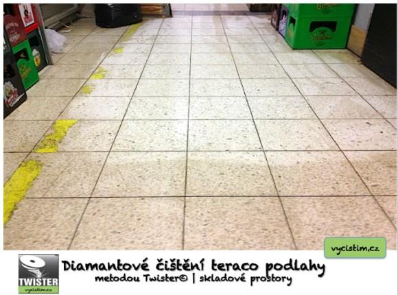 Čištění žulových schodů